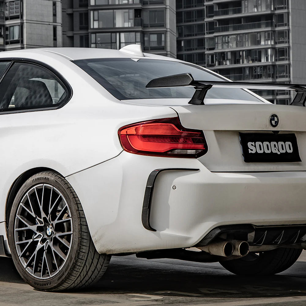 BMW M2 F87 SQ款雙門碳纖維後側出風口飾板