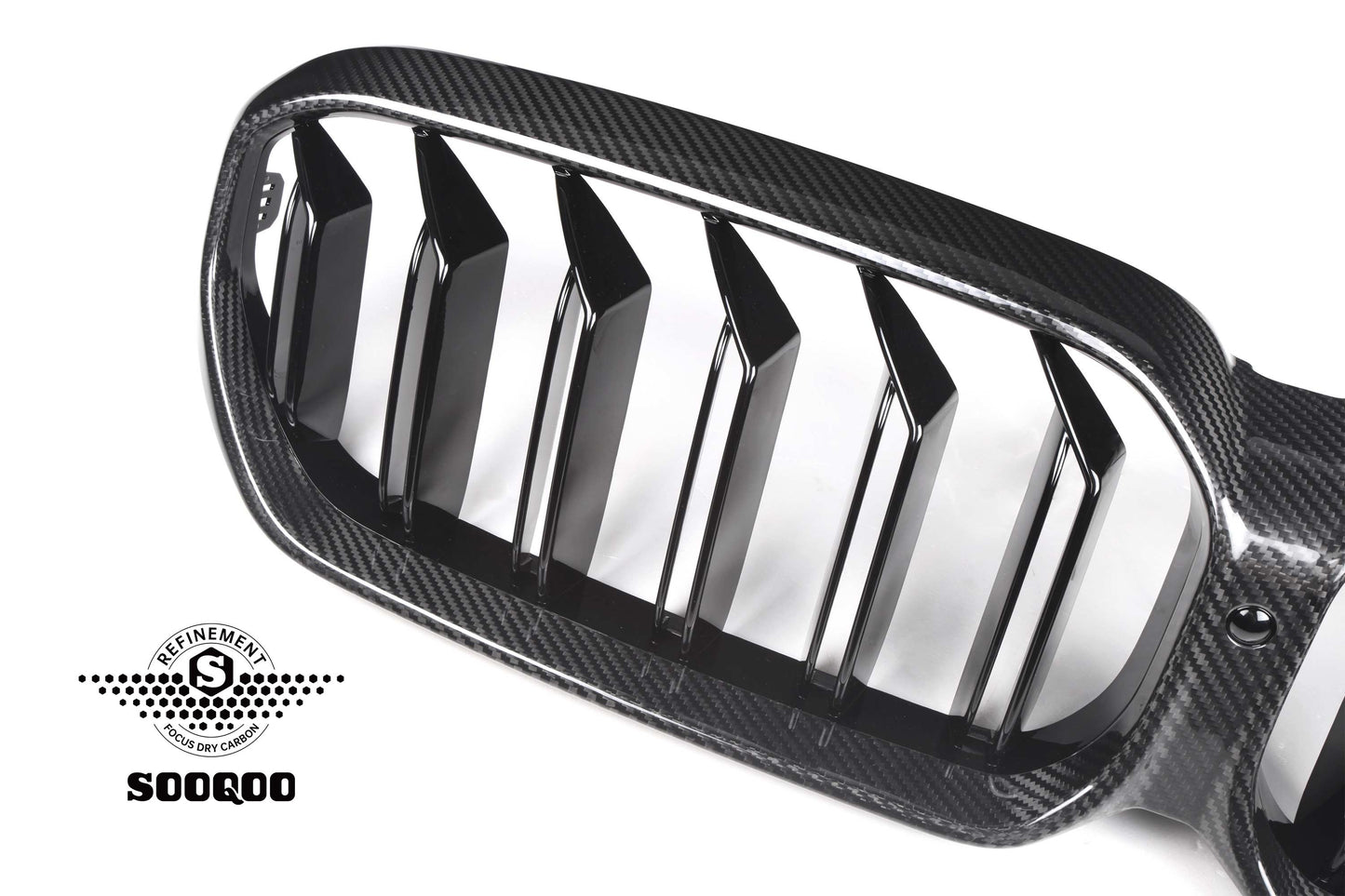 BMW 5系 G30 G31 LCI 單格柵款碳纖維水箱護罩 T-221B