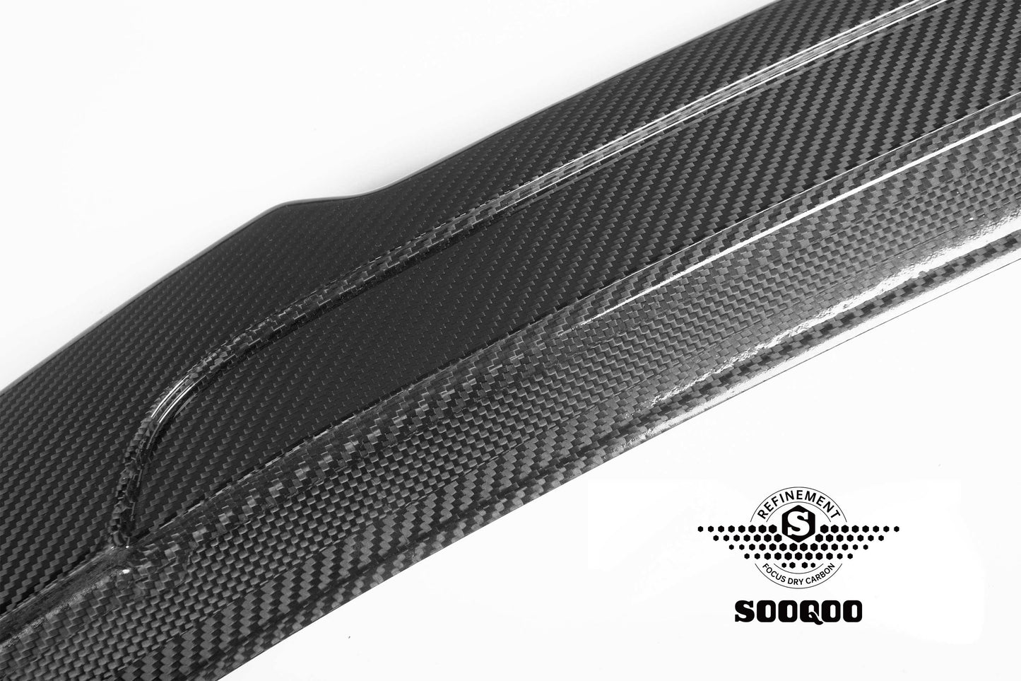 BMW M8 F93 PSM款碳纖維尾翼 T-061