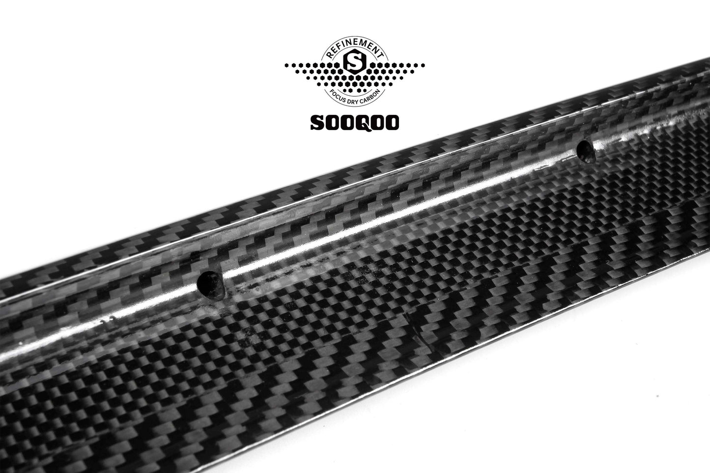 BMW M8 F93 V款碳纖維尾翼 T-060