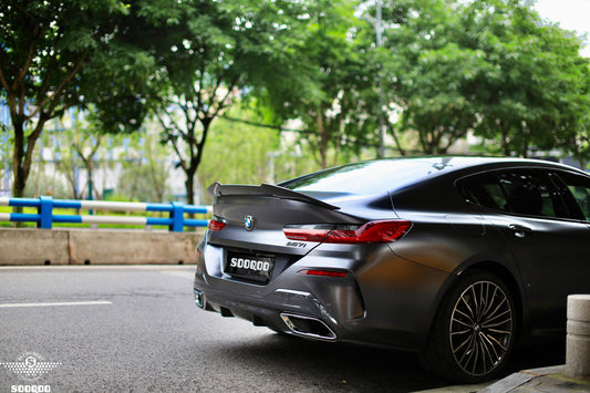BMW M8 F93 PSM款碳纖維尾翼 T-061