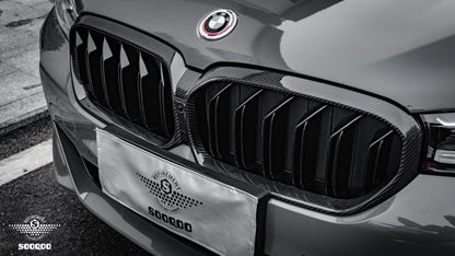 BMW 5系 G30 G31 LCI 單格柵款碳纖維水箱護罩 T-221B