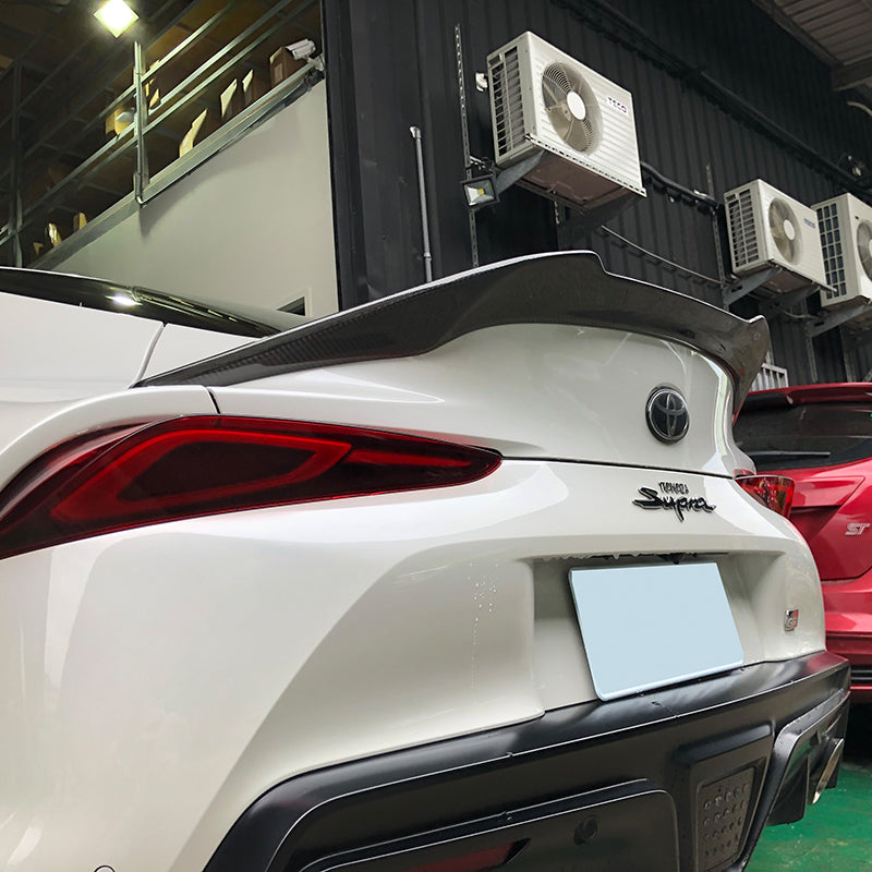 TOYOTA SUPRA SQ款碳纖維尾翼 T-035