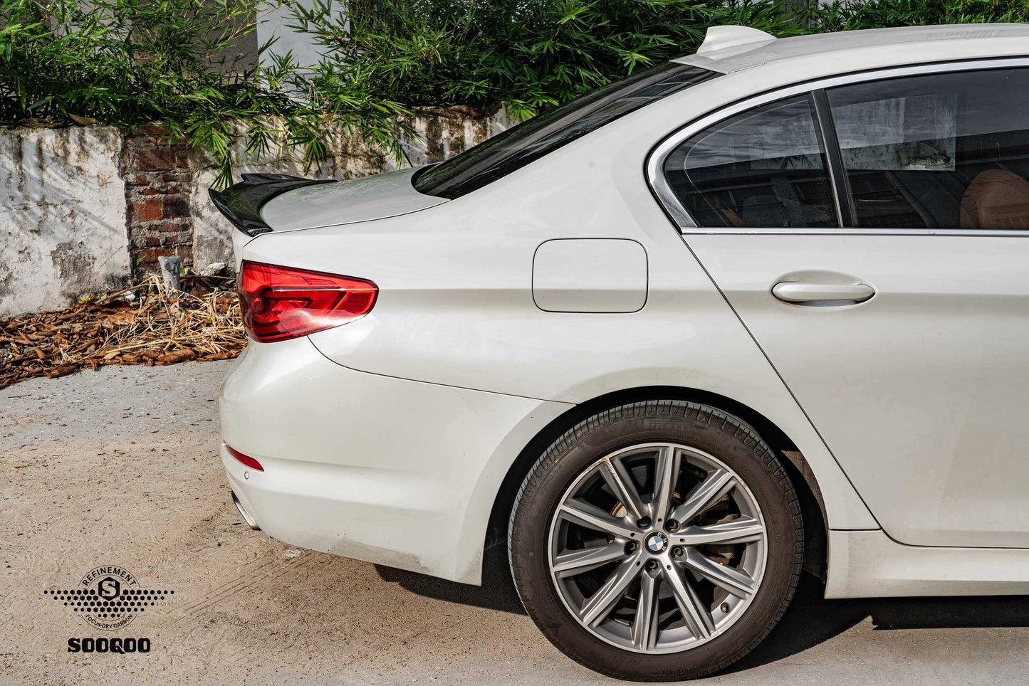 BMW 5系G30 PSM款碳纖維尾翼 T-051