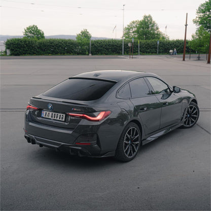 BMW 4系G26 i4 SQ款碳纖維側裙 T-207