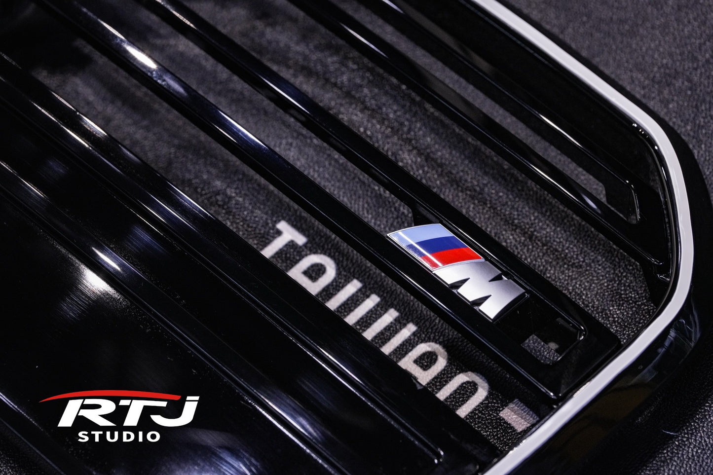 BMW 4系 四門 LCI原廠訂製款 發光水箱護罩