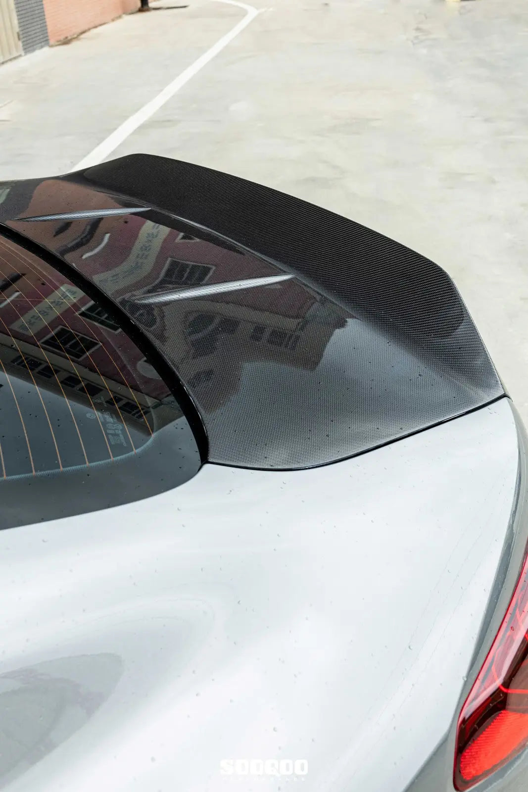 BMW M4 G82 CSL款碳纖維後車箱蓋 T-550