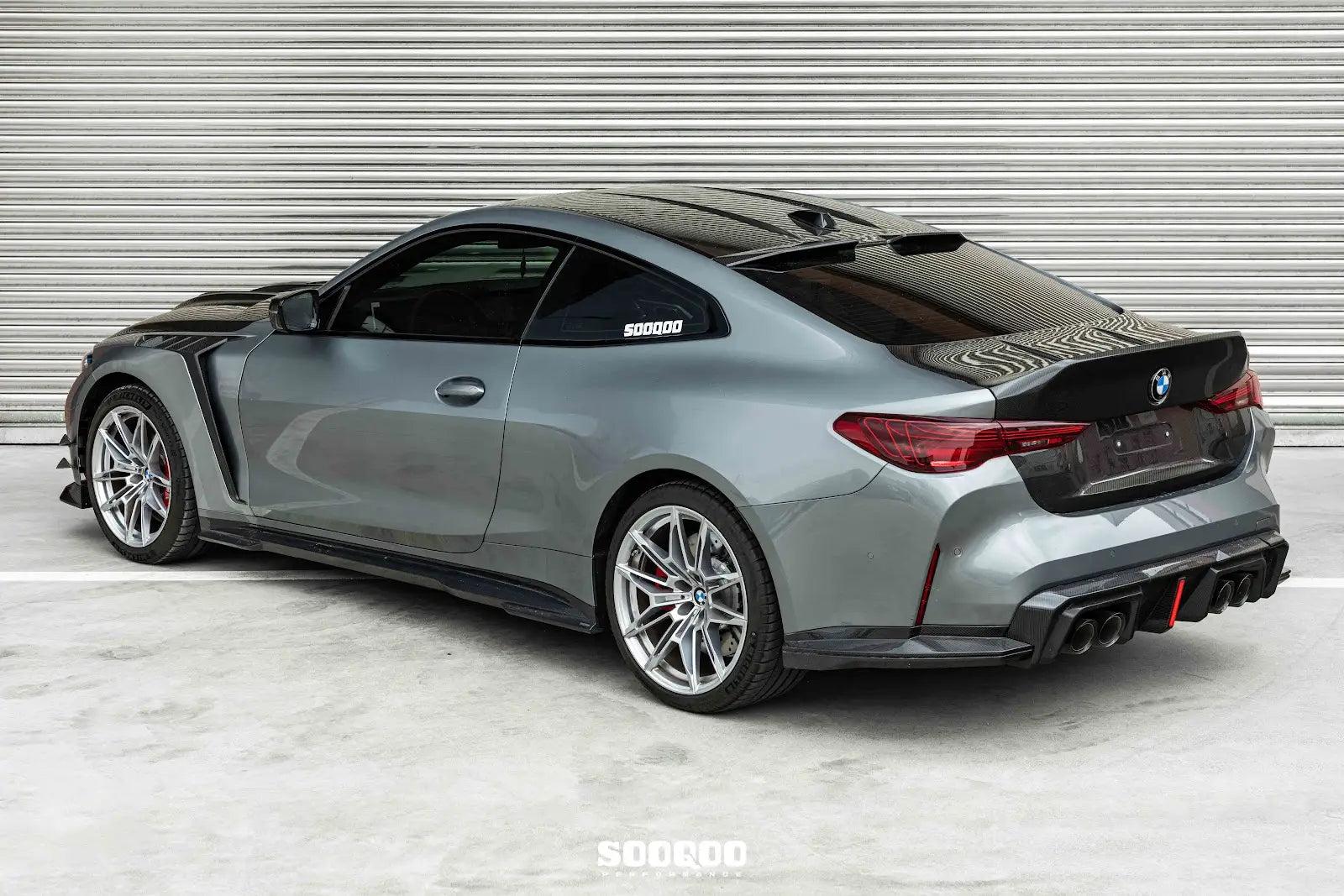 BMW M4 G82 CSL款碳纖維後車箱蓋 T-550