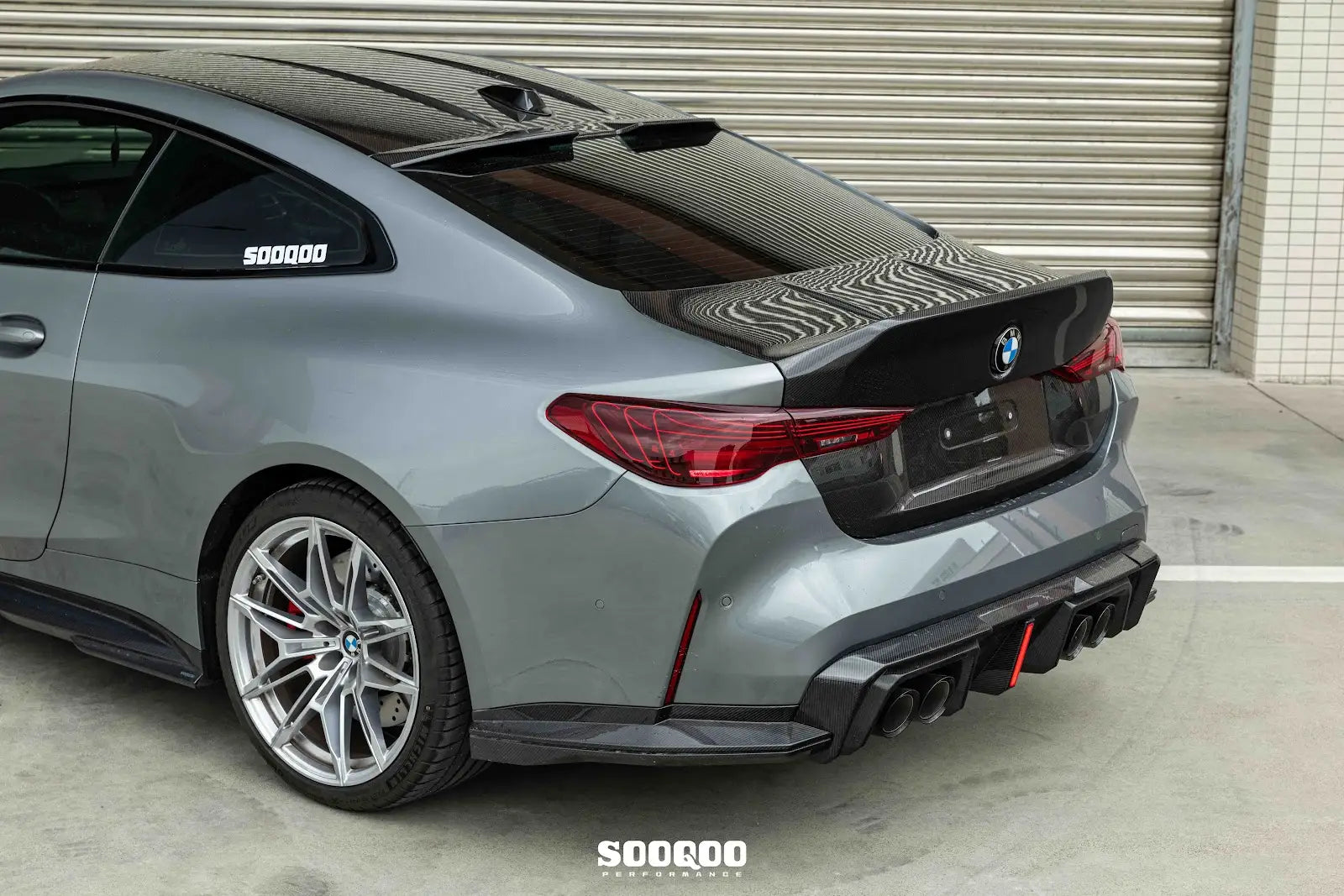 BMW M4 G82 CSL款碳纖維後車箱蓋 T-550